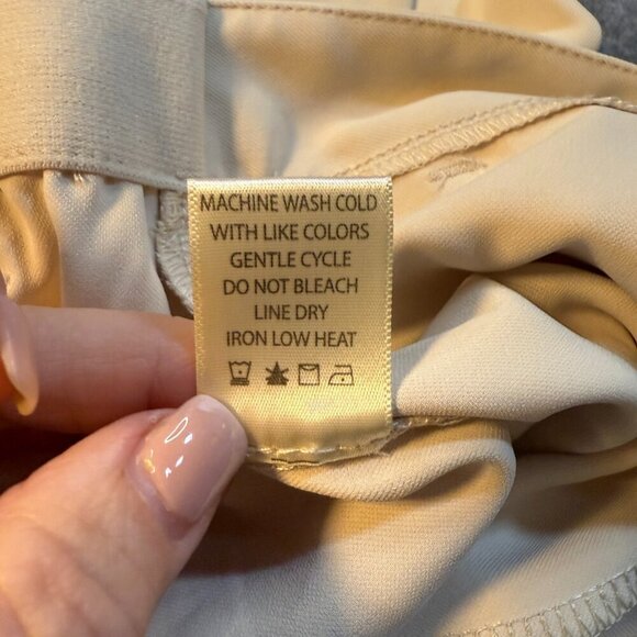 Max Studio Pants Womens Medium Paper Mid Rise Straight Leg Pockets Elastic Waist - Picture 5 of 6